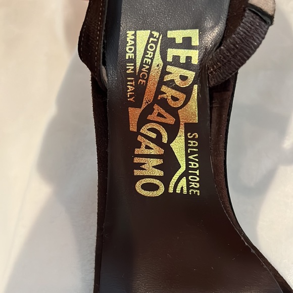 FERRAGAMO HEELS - Picture 6 of 16